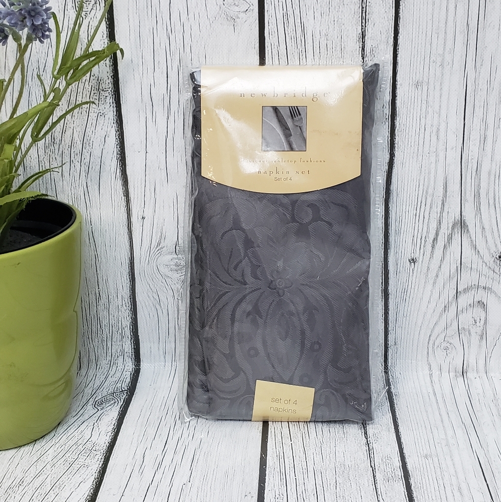 NEW Newbridge Barcelona Luxury Damask Fabric Napkin Set of 4